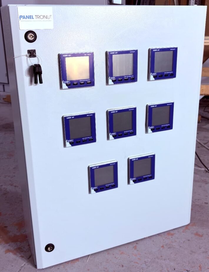 Coffret de comptage électrique avec 8 centrales de mesure — Panel-Tronix Casablanca